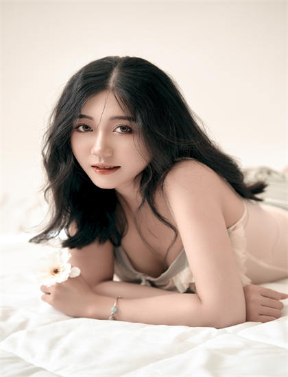 街头天才剪辑手法完整分析：节奏把控与转场技巧探讨